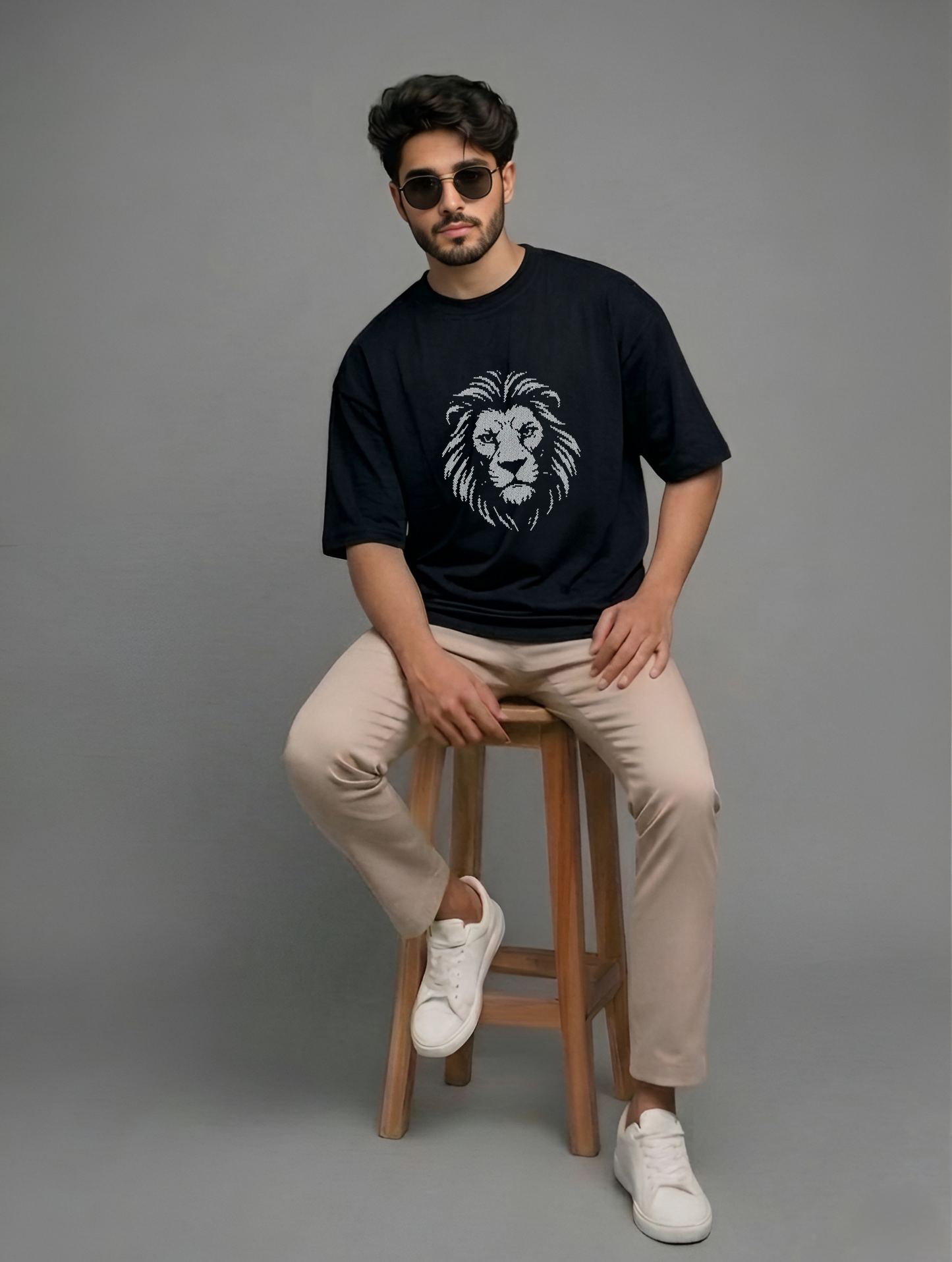 Evenway Crystal Lion Statement Black Oversized Luxury Tee