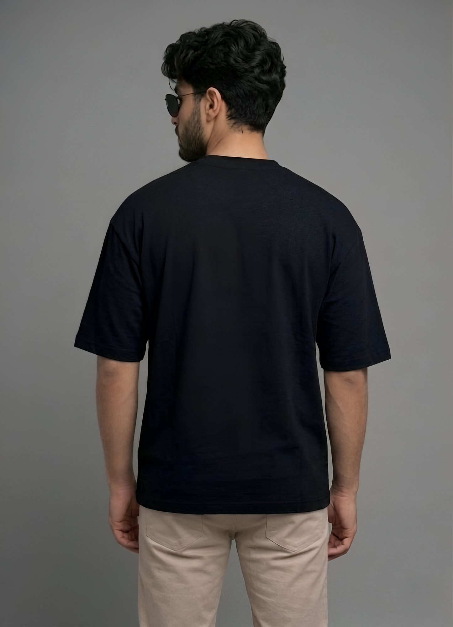 Evenway Shadow Wolf Graphic T-Shirt Minimalist Dotted Tee