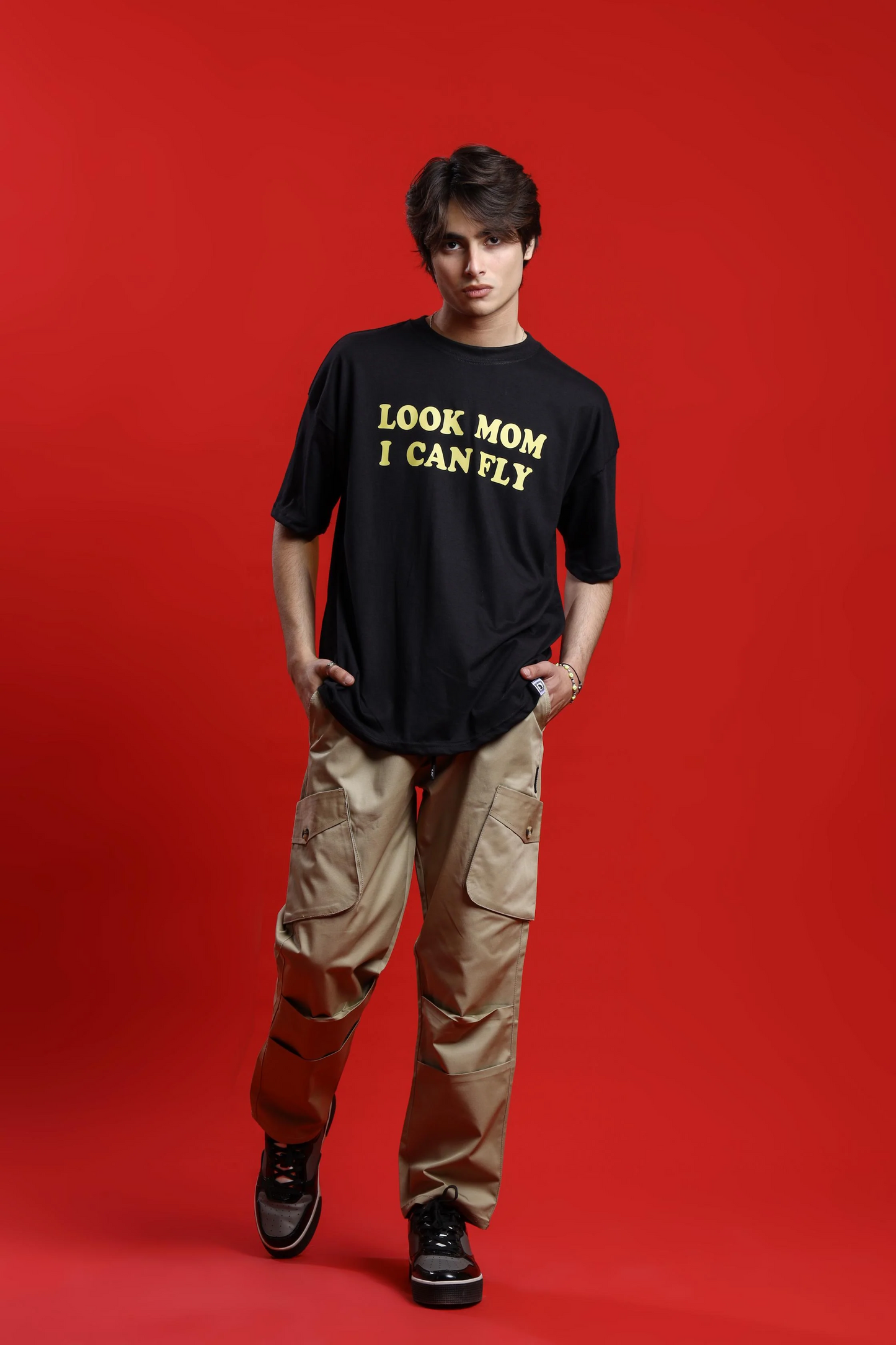 Evenway Look Mom I Can Fly Graphic Oversized T-Shirt – Premium Black Streetwear Tee